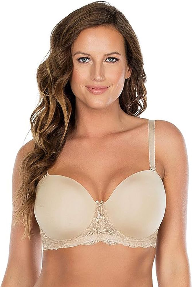 Explore our collection of wholesale name brand bras, combining renowned comfort with fashionable designs.